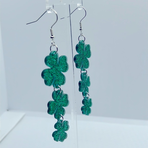 Clover St. Patricks Day Acrylic Dangle Earrings - Picture 3 of 4